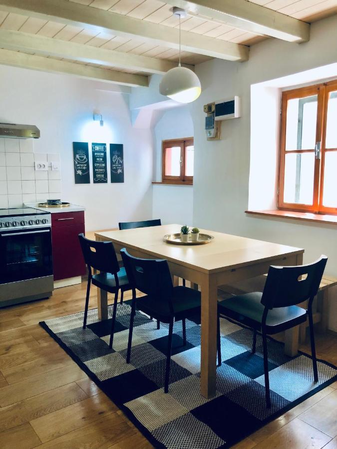 Seayou!***Charming 1-Bedroom Rental Unit In The Old City Center Of Cres Eksteriør bilde