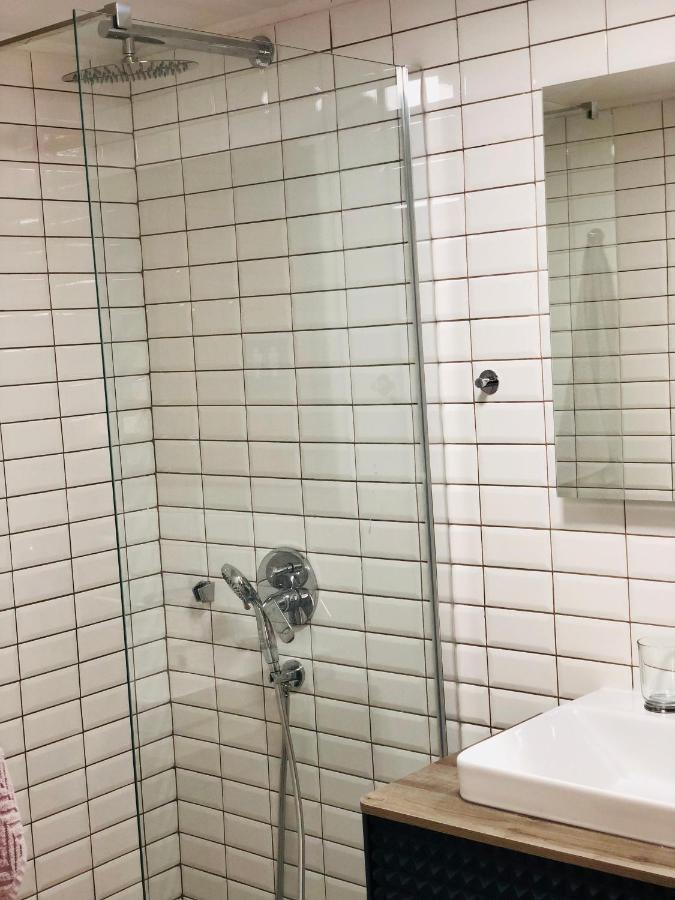 Seayou!***Charming 1-Bedroom Rental Unit In The Old City Center Of Cres Eksteriør bilde
