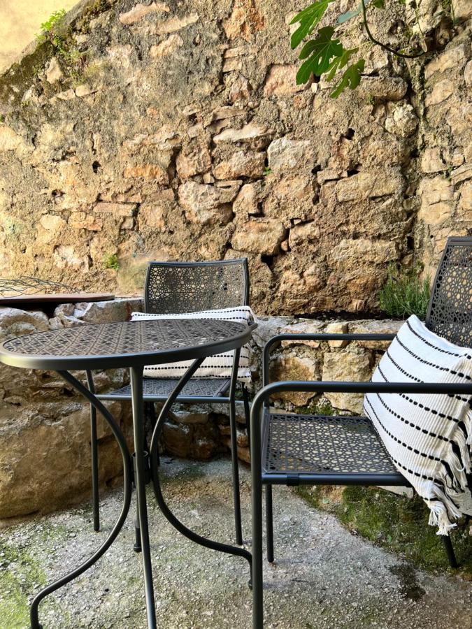 Seayou!***Charming 1-Bedroom Rental Unit In The Old City Center Of Cres Eksteriør bilde