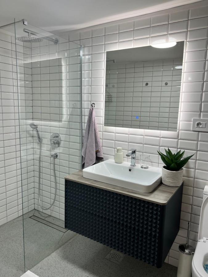 Seayou!***Charming 1-Bedroom Rental Unit In The Old City Center Of Cres Eksteriør bilde